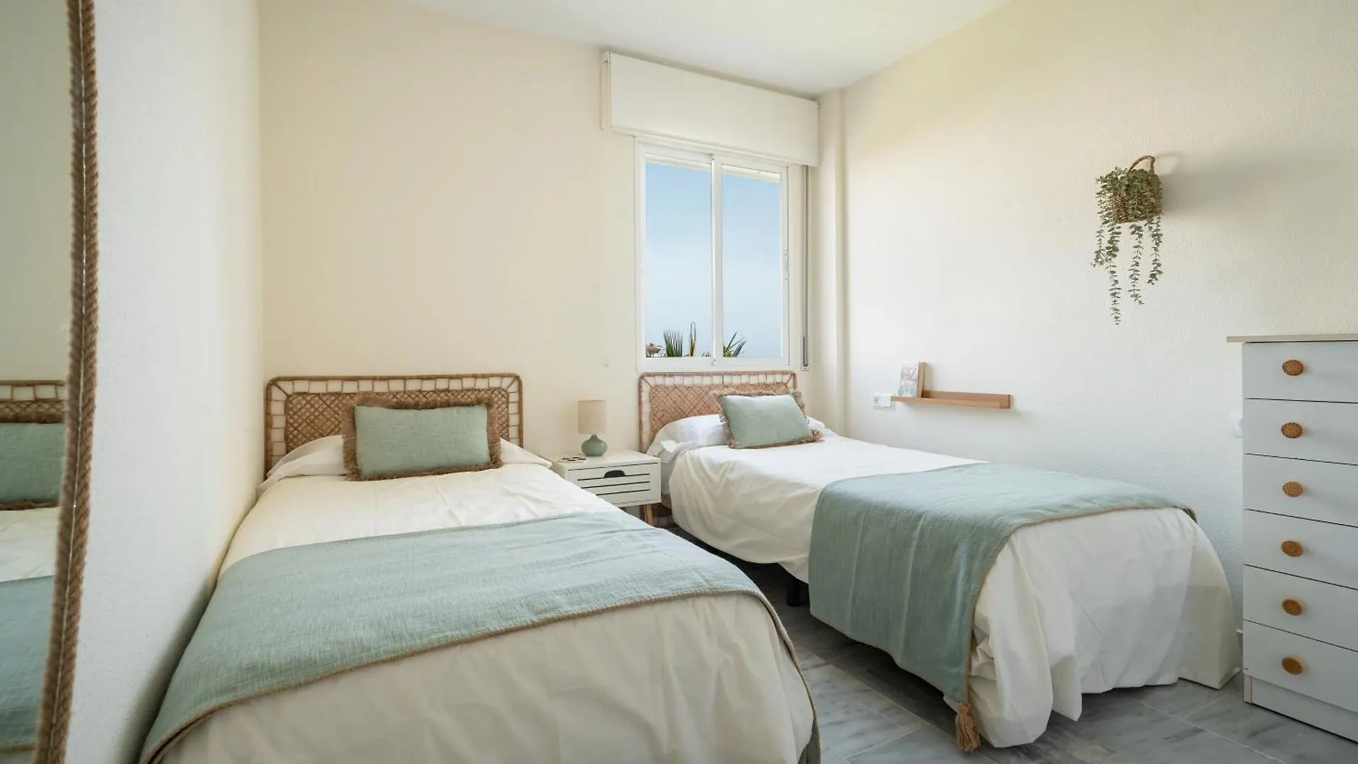 Vistamar Laguna Beach Torrox Apartment